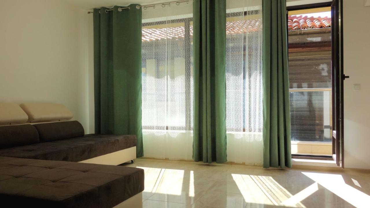 Sea Garden Marina 3 Apartment Varna Dış mekan fotoğraf