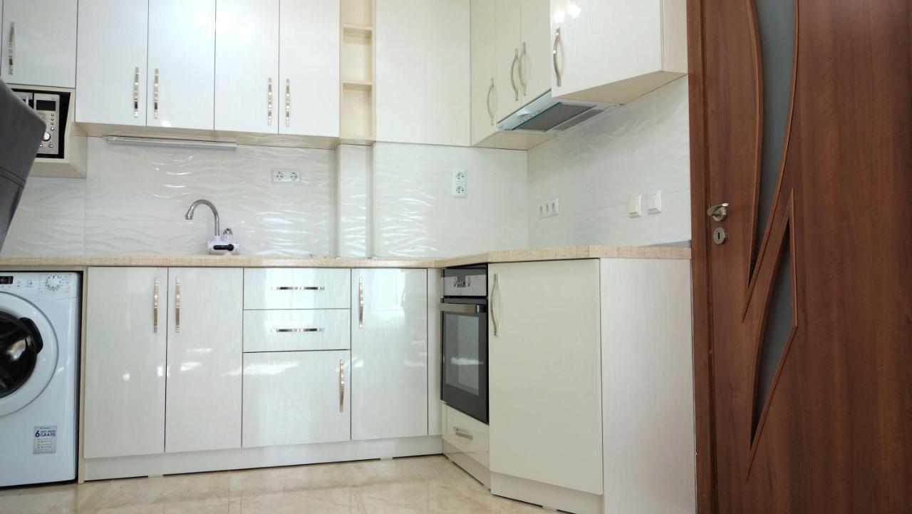 Sea Garden Marina 3 Apartment Varna Dış mekan fotoğraf